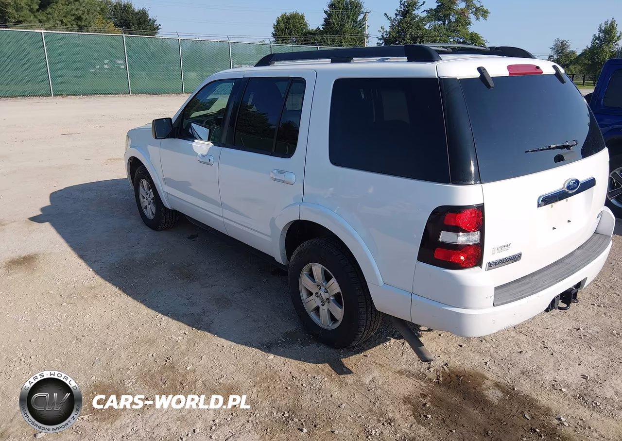 2010 Ford Explorer Xlt VIN:1FMEU7D8XAUA48761 - 3