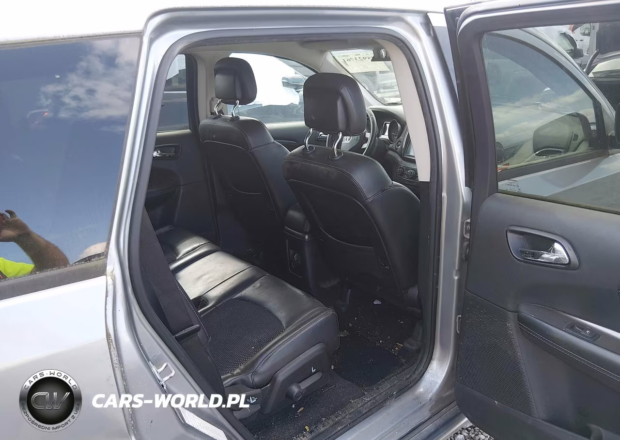 2019 Dodge Journey Crossroad VIN:3C4PDCGG3KT717506 - 8