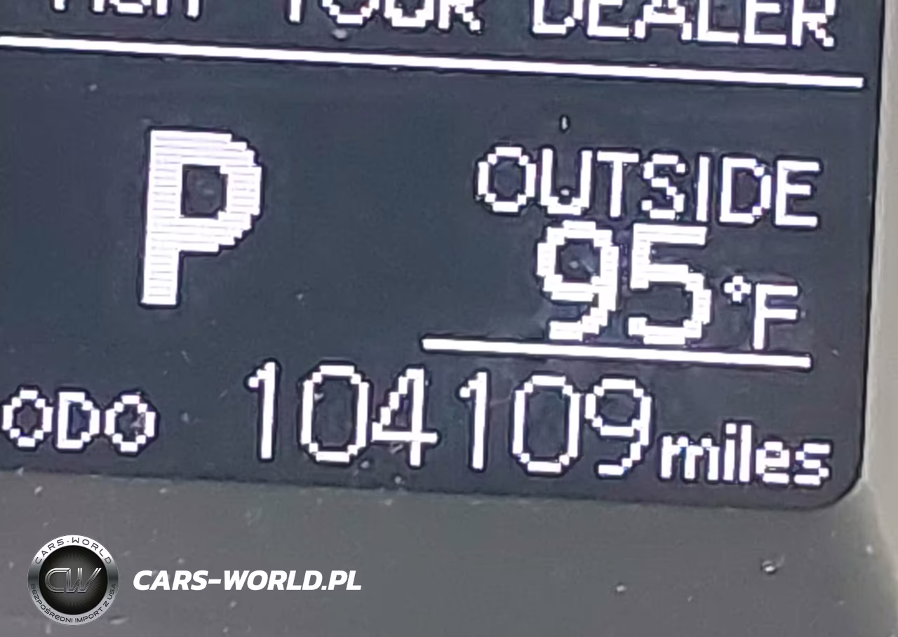 2019 Toyota Corolla Le VIN:2T1BURHE0KC162835 - 16