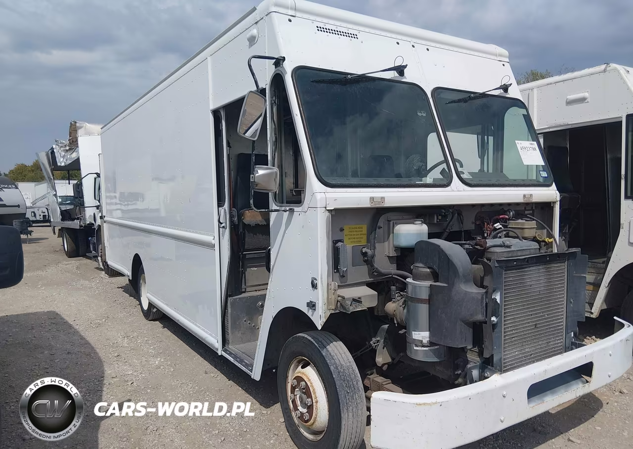 2009 Freightliner Chassis M Line Walk-In Van