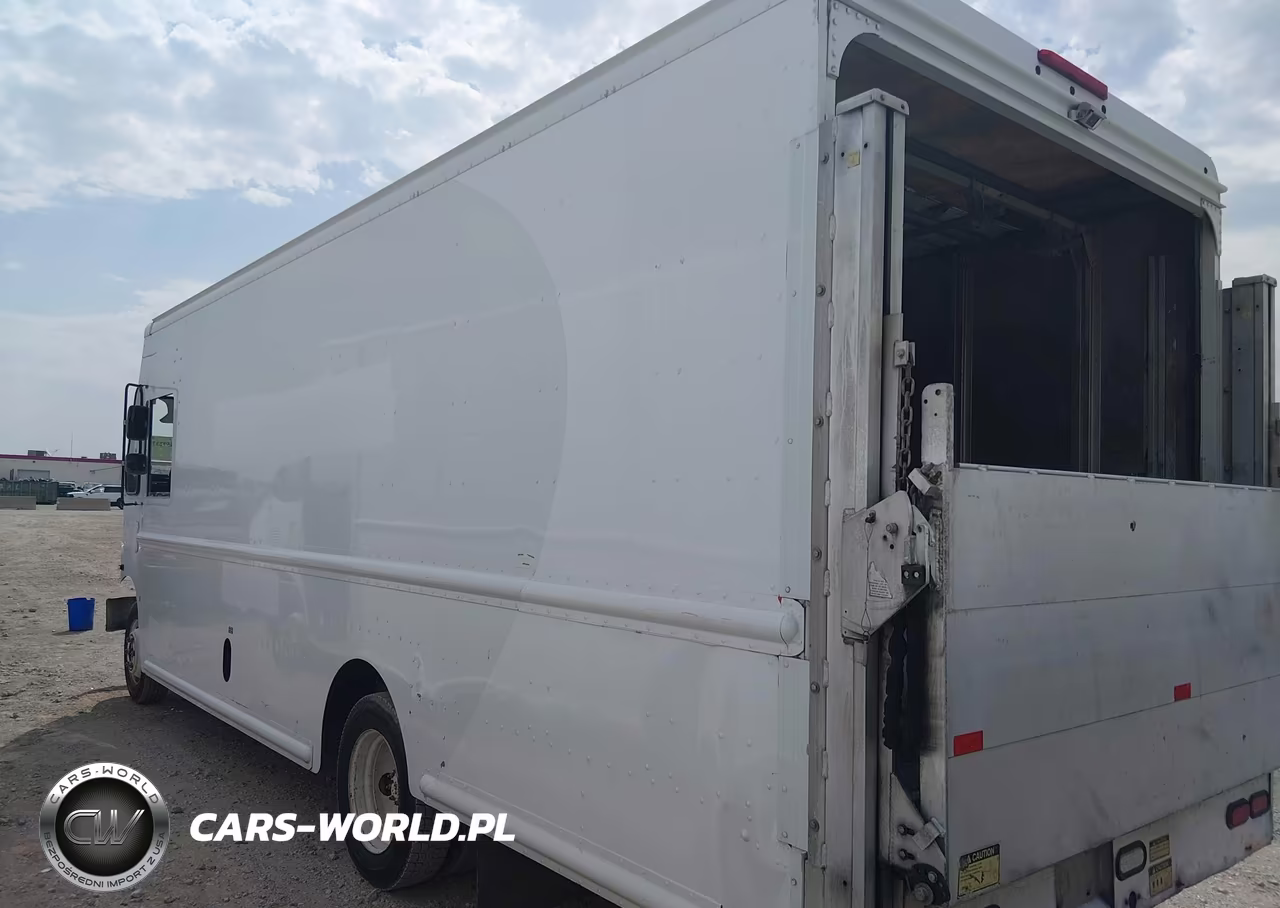 2009 Freightliner Chassis M Line Walk-In Van VIN:4UZAAPDU89CAM0618 - 14