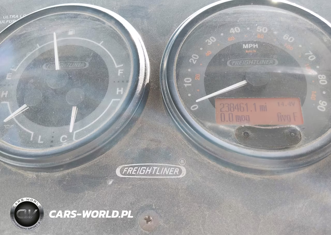 2009 Freightliner Chassis M Line Walk-In Van VIN:4UZAAPDU89CAM0618 - 5