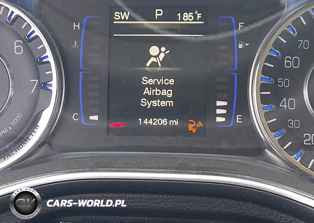 2015 Chrysler 200 Limited VIN:1C3CCCAB5FN709223 - 15