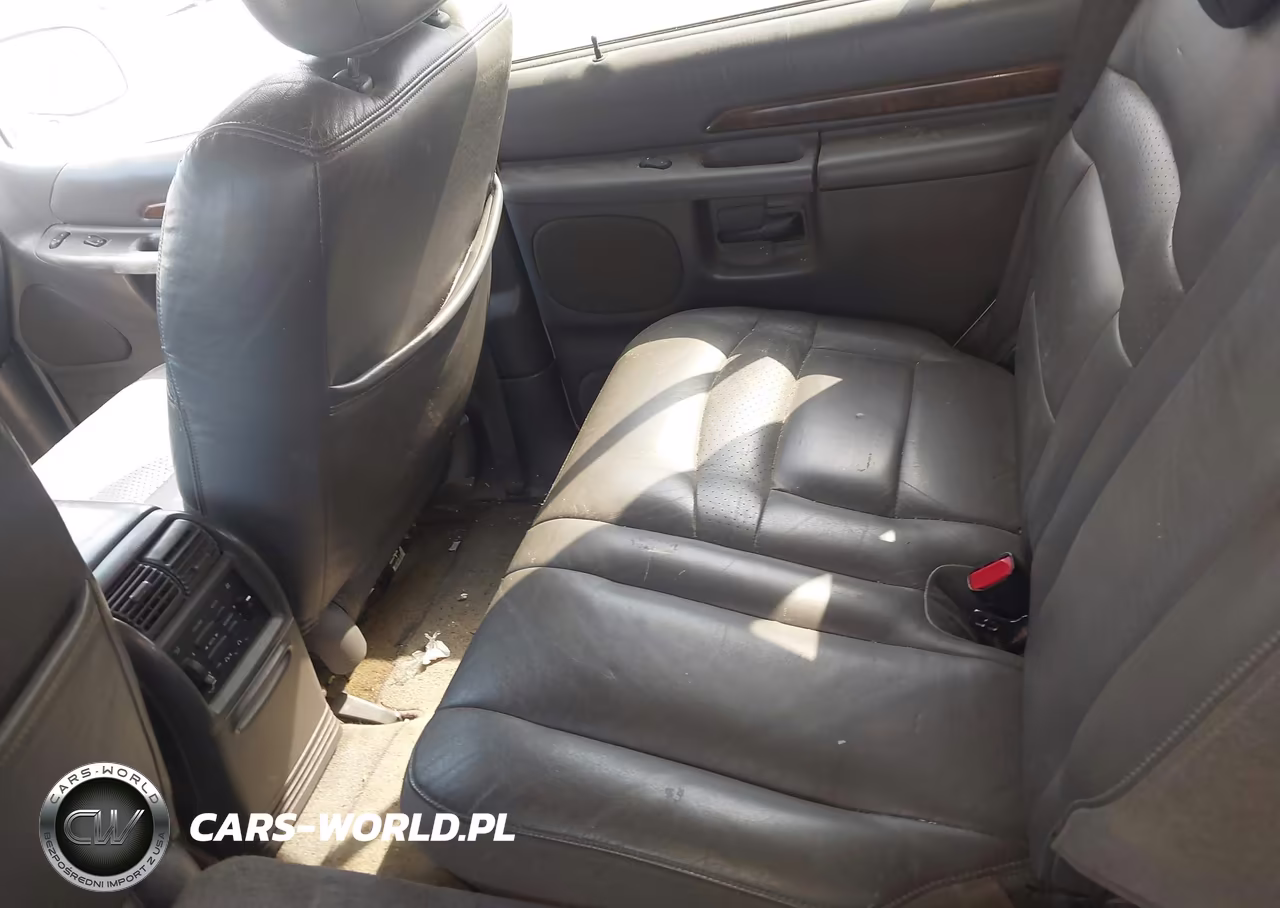 2000 Ford Explorer Limited VIN:1FMDU65P5YZB29093 - 8
