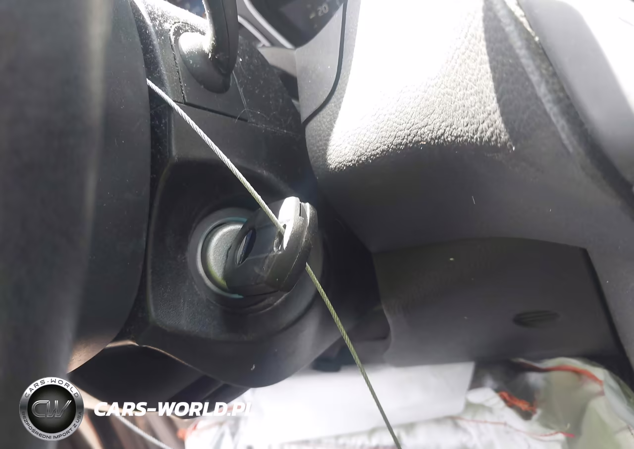 2016 Ford Focus Se VIN:1FADP3F25GL336488 - 11