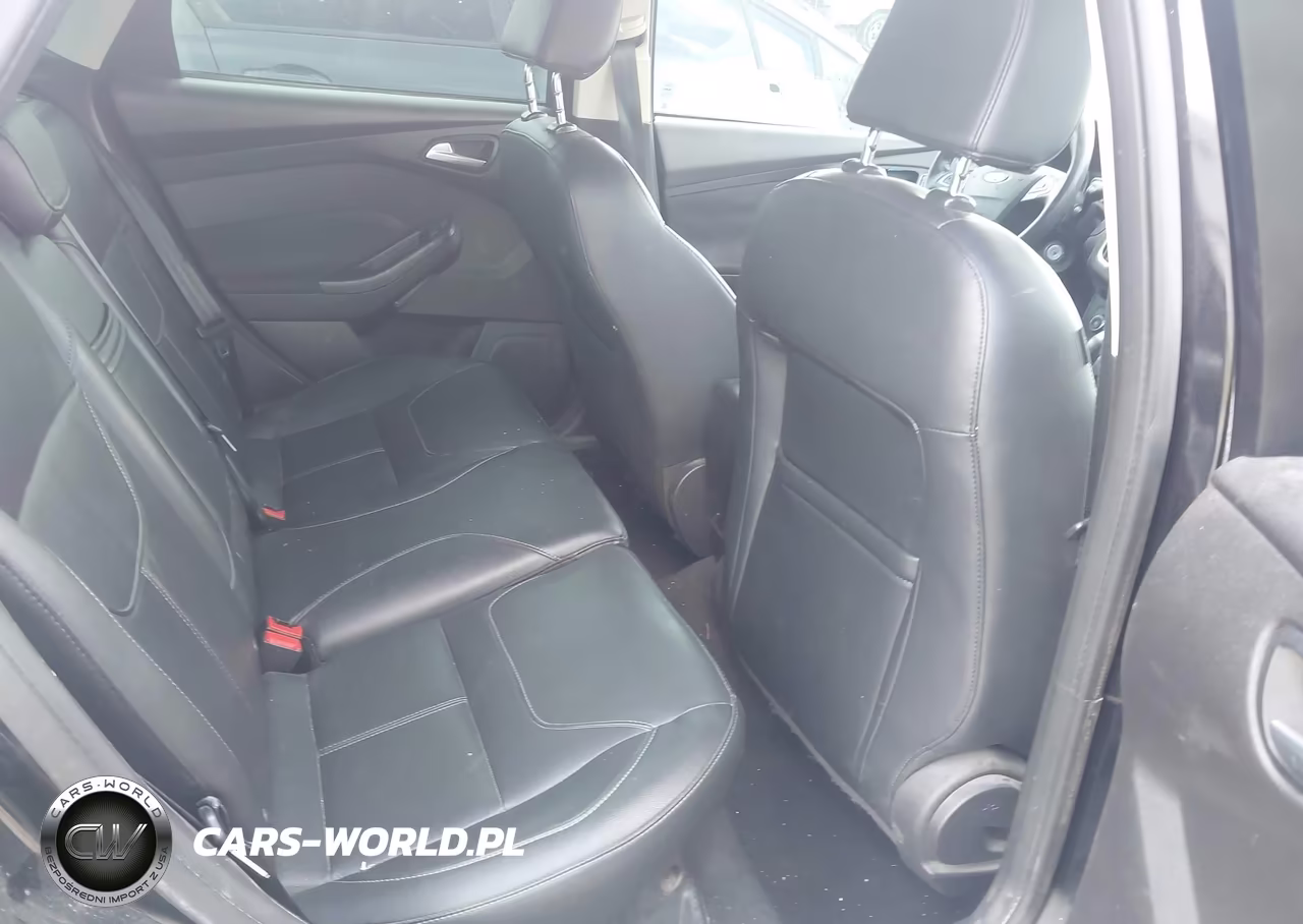 2016 Ford Focus Se VIN:1FADP3F25GL336488 - 8