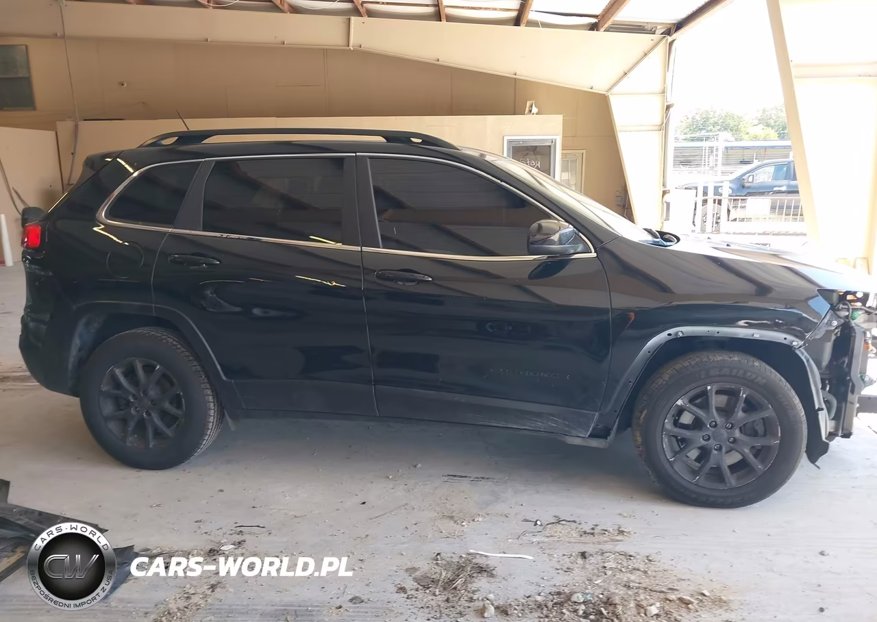2018 Jeep Cherokee Latitude Fwd VIN:1C4PJLCB6JD595781 - 13