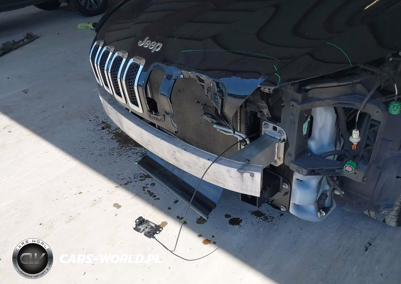 2018 Jeep Cherokee Latitude Fwd VIN:1C4PJLCB6JD595781 - 6