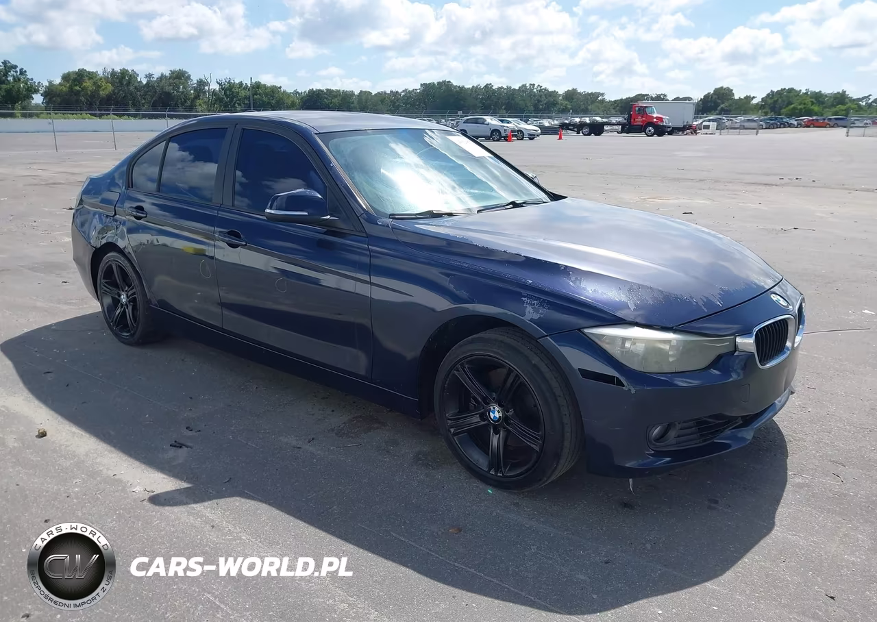 2013 BMW 328I – zdjęcie 1 z 11