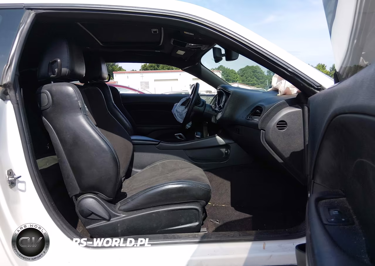 2018 Dodge Challenger R-T Scat Pack VIN:2C3CDZFJ7JH310749 - 5