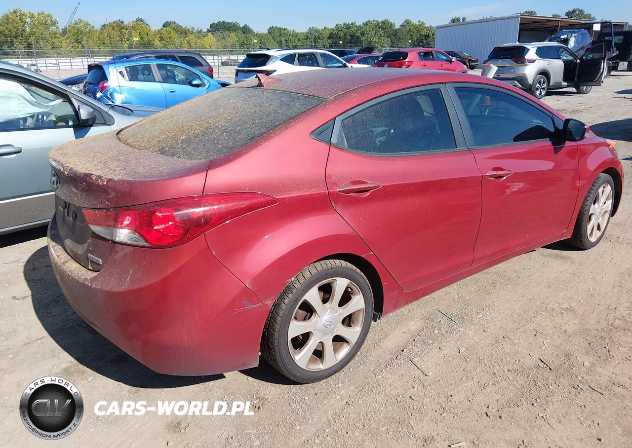 2013 Hyundai Elantra Limited VIN:KMHDH4AE9DU611389 - 4