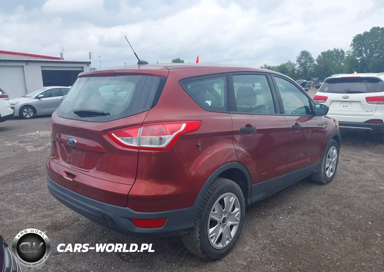 2014 Ford Escape S VIN:1FMCU0F72EUB60124 - 4