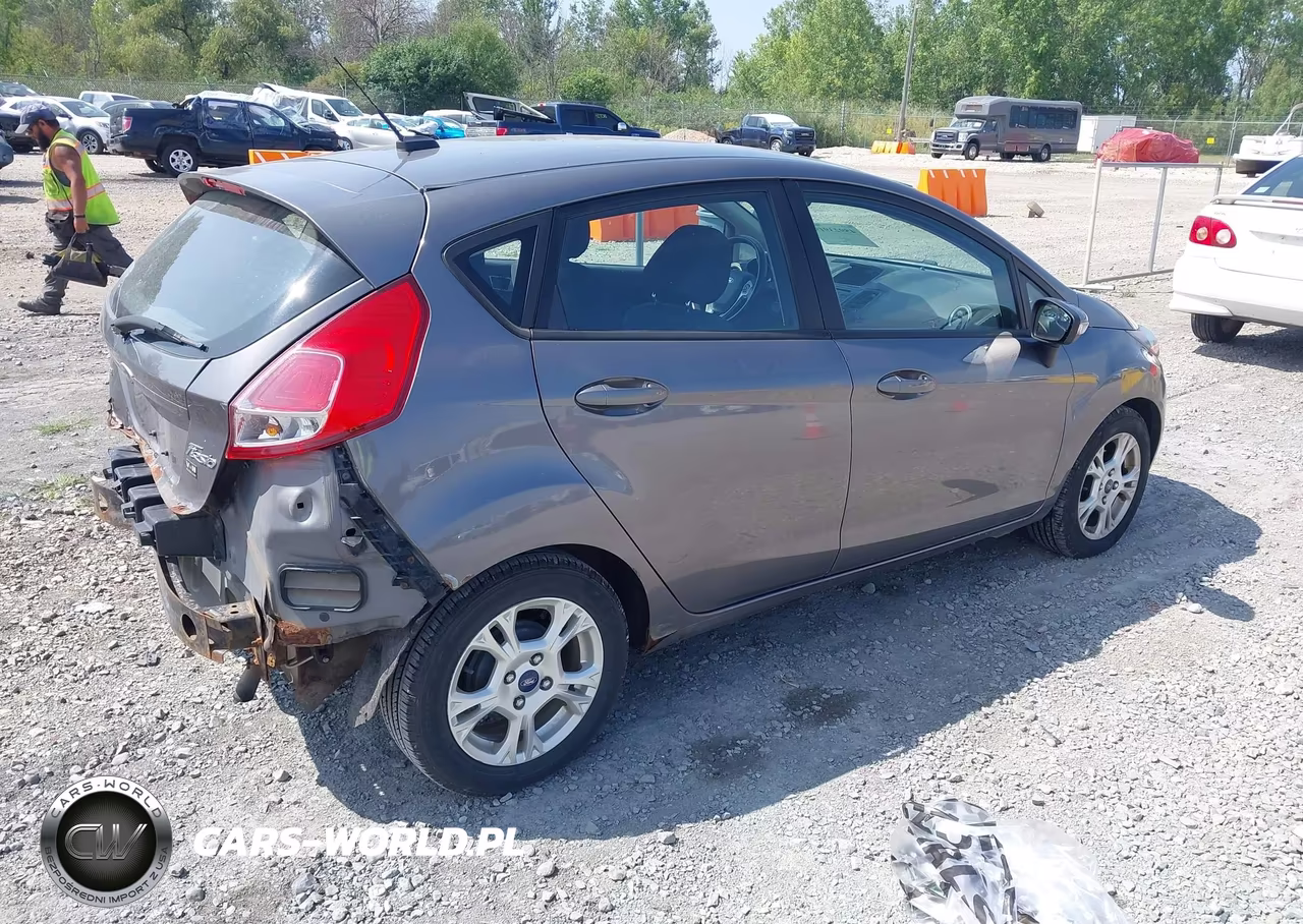2014 Ford Fiesta Se VIN:3FADP4EJ6EM145334 - 4