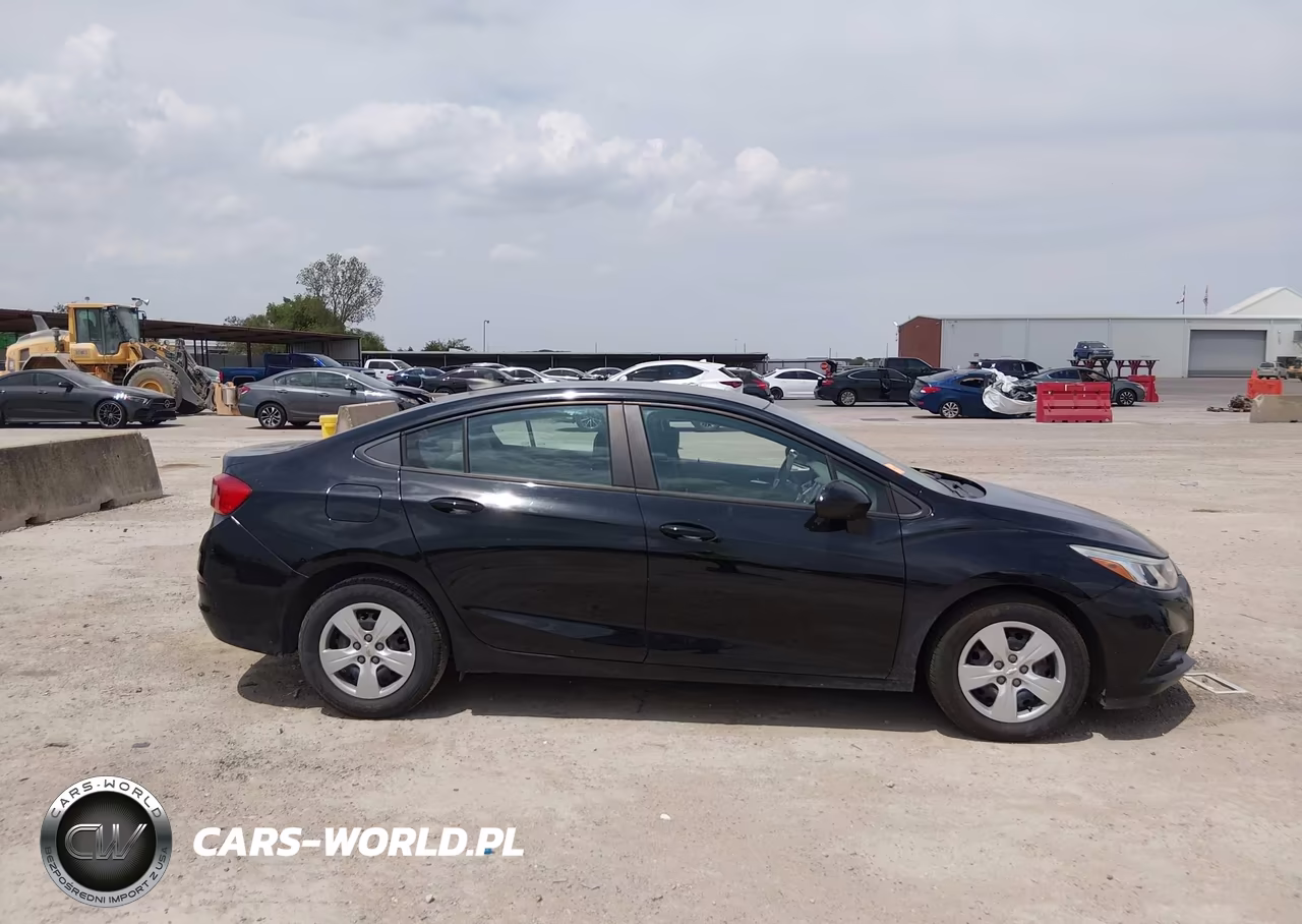 2018 Chevrolet Cruze Ls Auto VIN:1G1BC5SM1J7113552 - 13