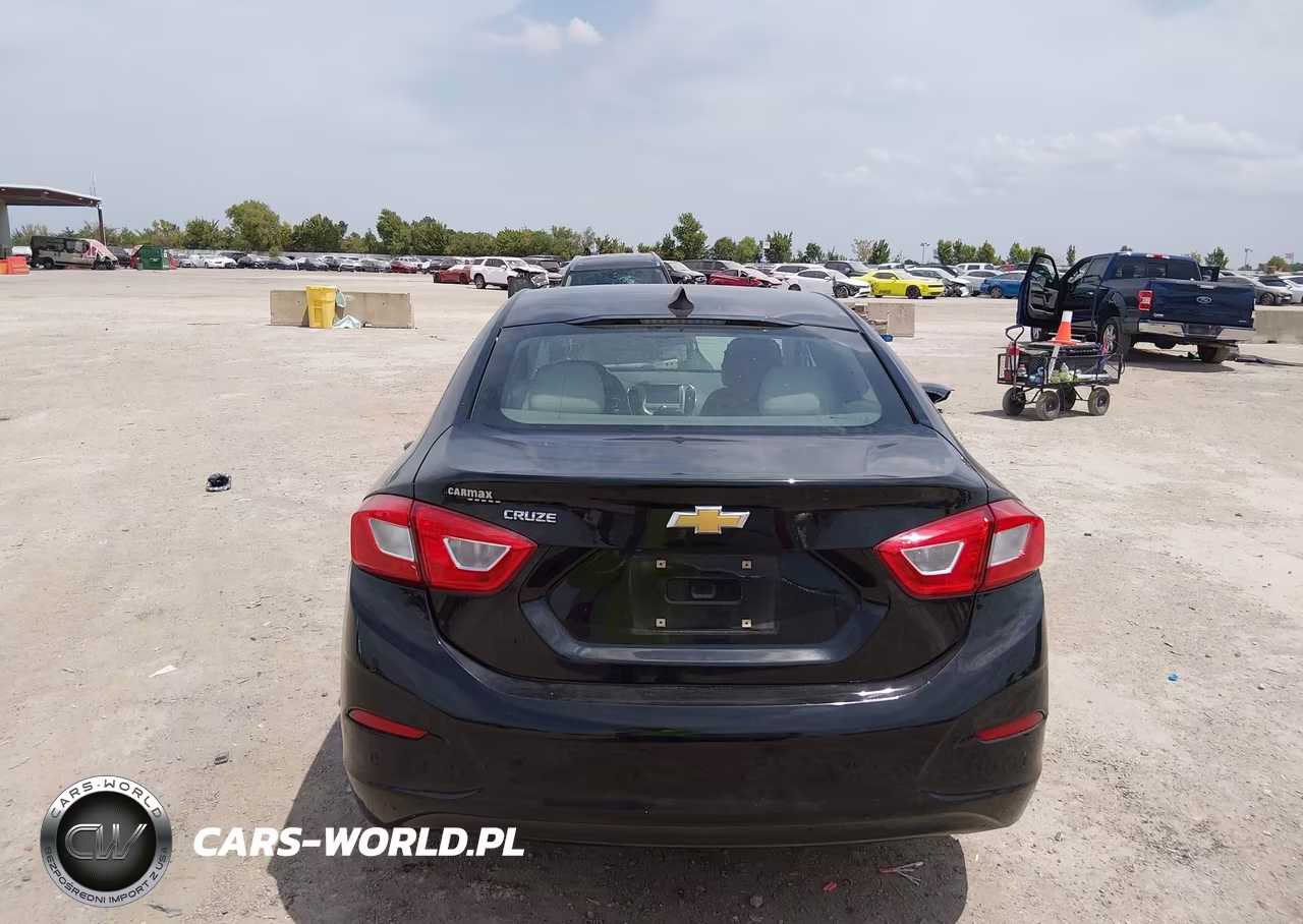 2018 Chevrolet Cruze Ls Auto VIN:1G1BC5SM1J7113552 - 16