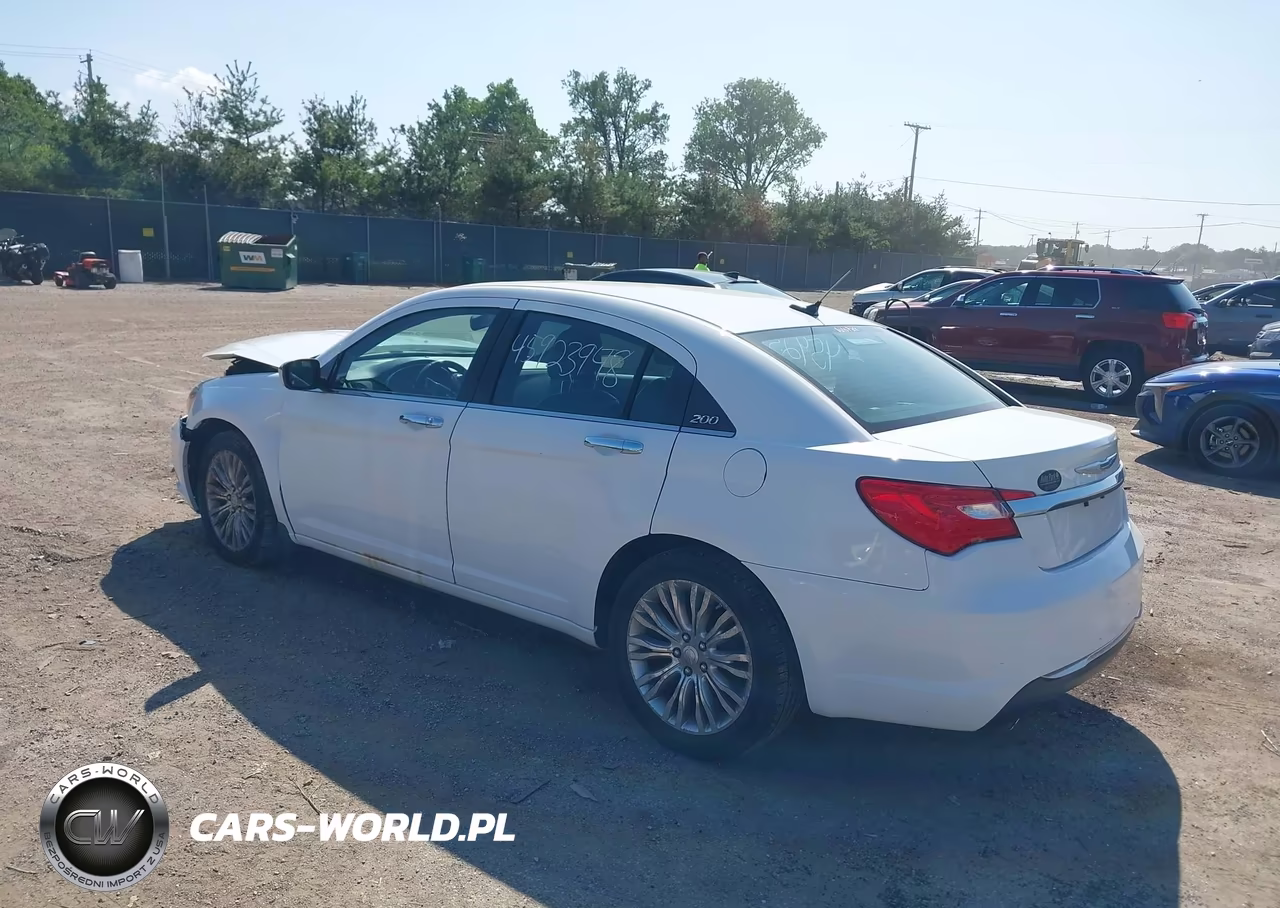 2013 Chrysler 200 Limited VIN:1C3CCBCG9DN598238 - 3