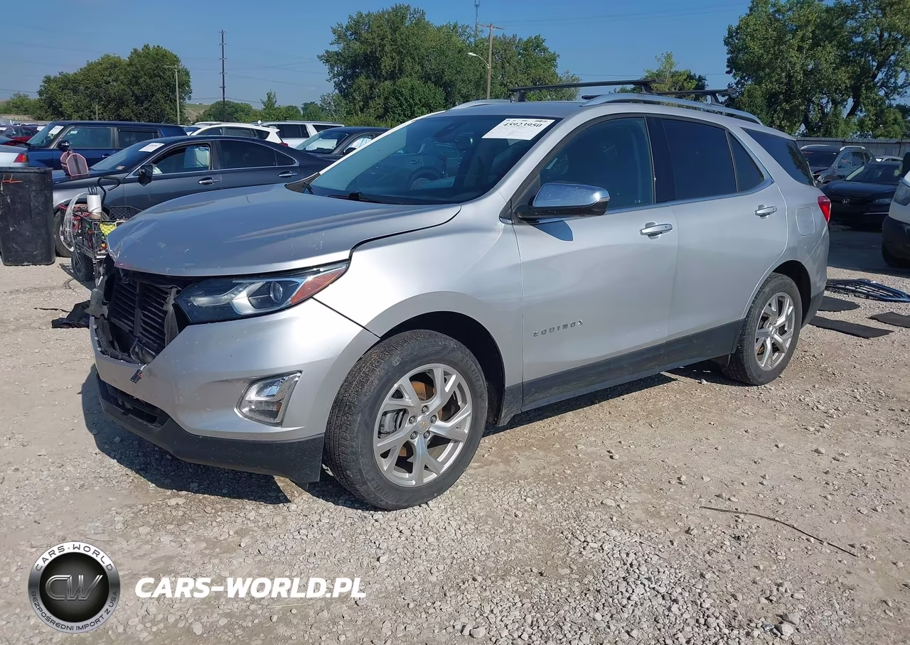 2018 Chevrolet Equinox Premier VIN:2GNAXVEV2J6195665 - 2