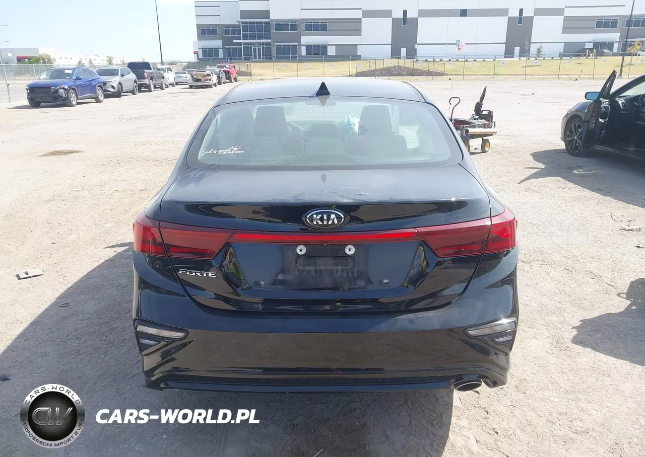 2020 Kia Forte Lxs VIN:3KPF24ADXLE188034 - 17