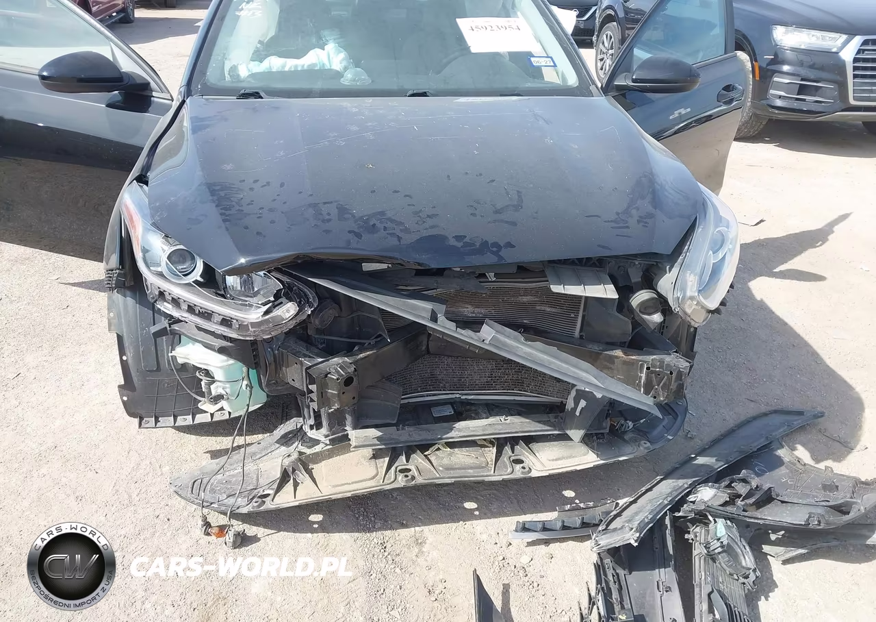 2020 Kia Forte Lxs VIN:3KPF24ADXLE188034 - 6
