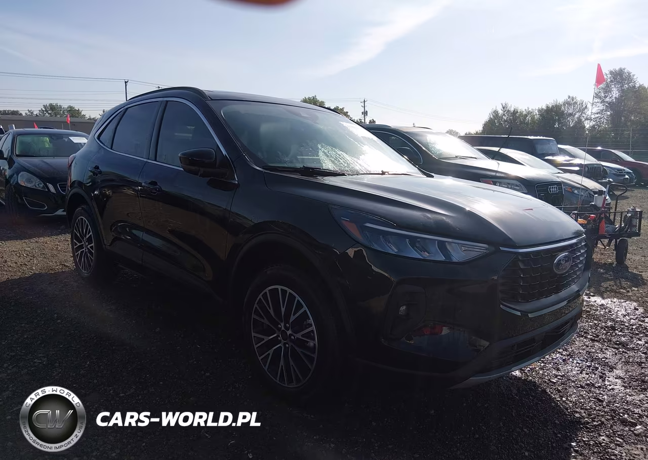 2025 Ford Escape Phev