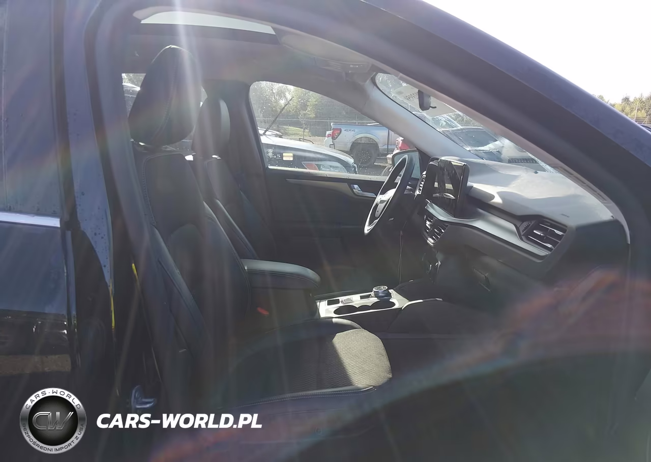 2025 Ford Escape Phev VIN:1FMCU0E1XSUB55892 - 5