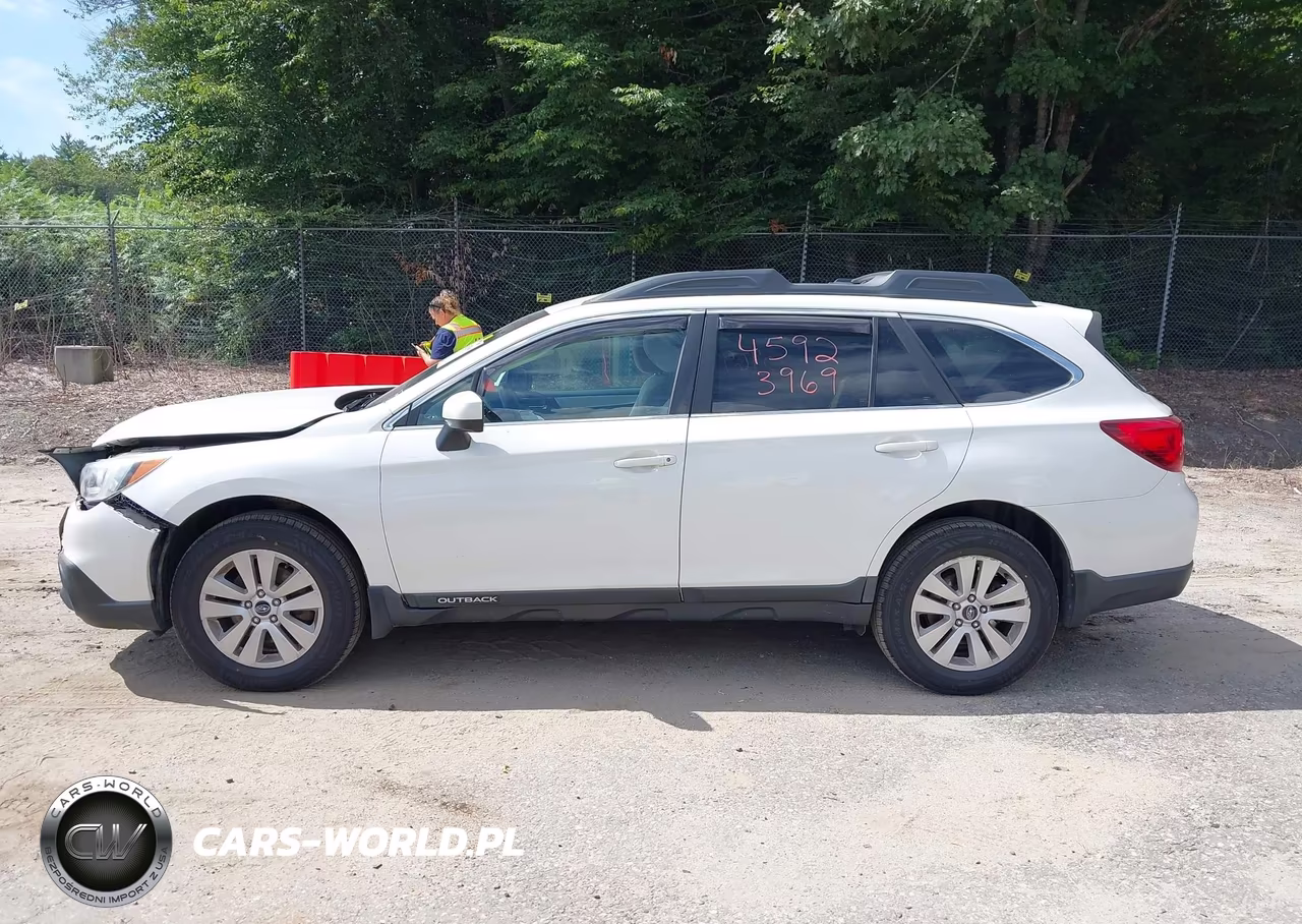 2016 Subaru Outback 2.5I Premium VIN:4S4BSACC9G3281797 - 14