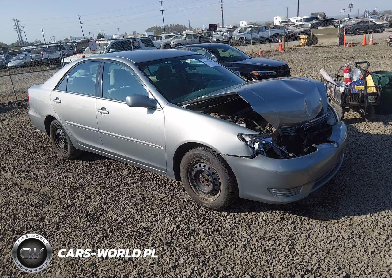 2005 Toyota Camry Le – zdjęcie 1 z 21