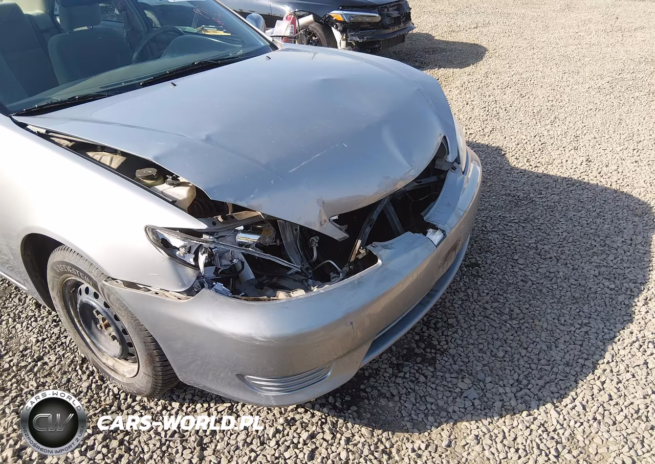 2005 Toyota Camry Le VIN:4T1BE32K45U509949 - 18