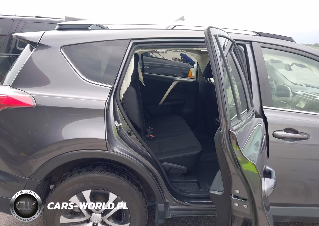 2017 Toyota Rav4 Le VIN:JTMZFREV7HJ701252 - 8