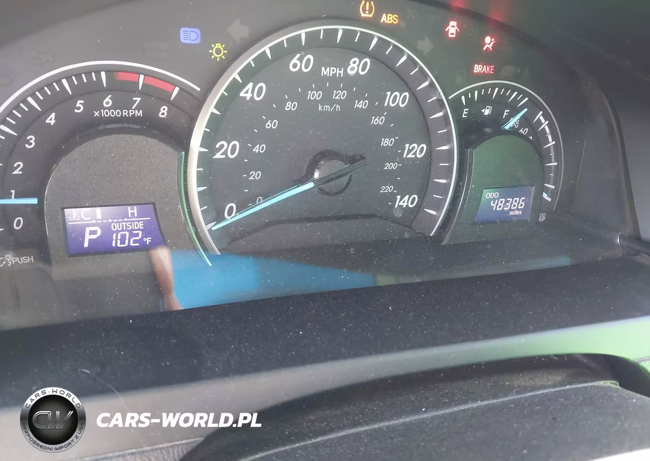 2014 Toyota Camry Le VIN:4T4BF1FK5ER437063 - 15