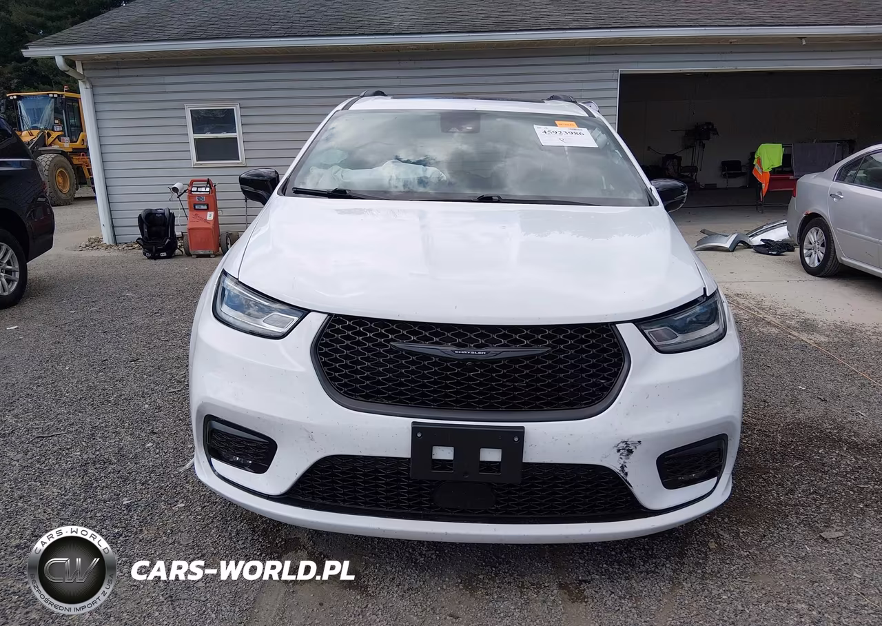 2025 Chrysler Pacifica Limited VIN:2C4RC1GGXSR524756 - 13
