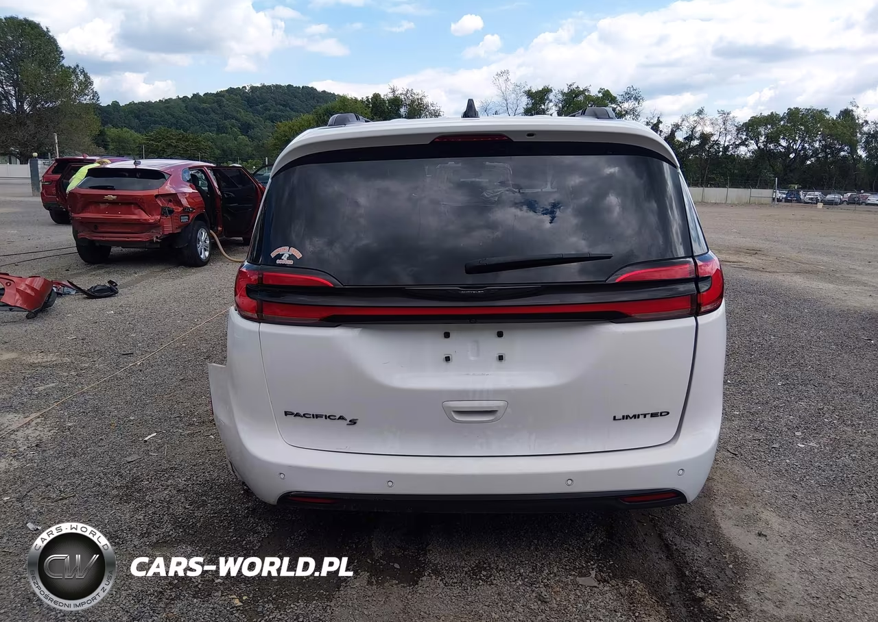2025 Chrysler Pacifica Limited VIN:2C4RC1GGXSR524756 - 17