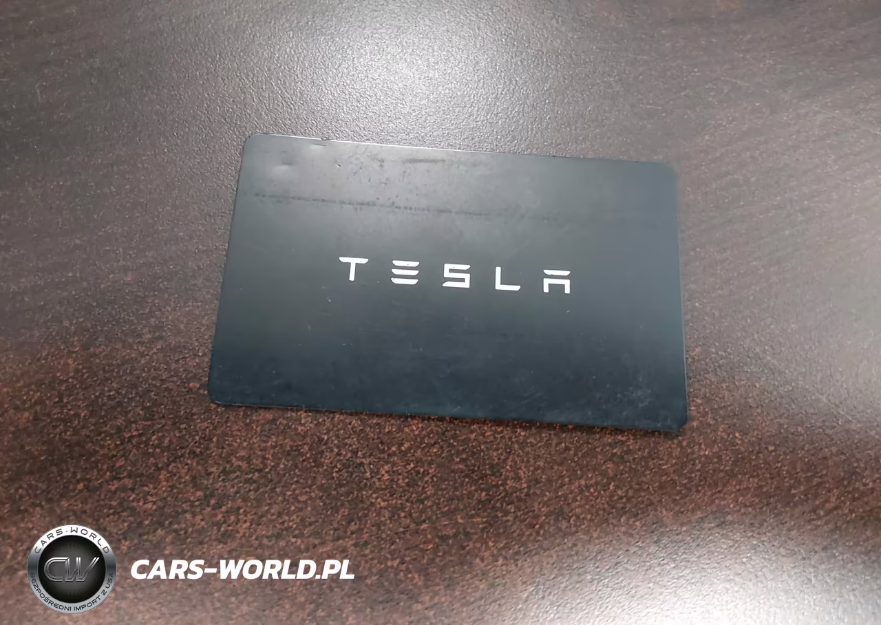 2018 Tesla Model 3 Long Range-Mid Range VIN:5YJ3E1EA8JF035345 - 11