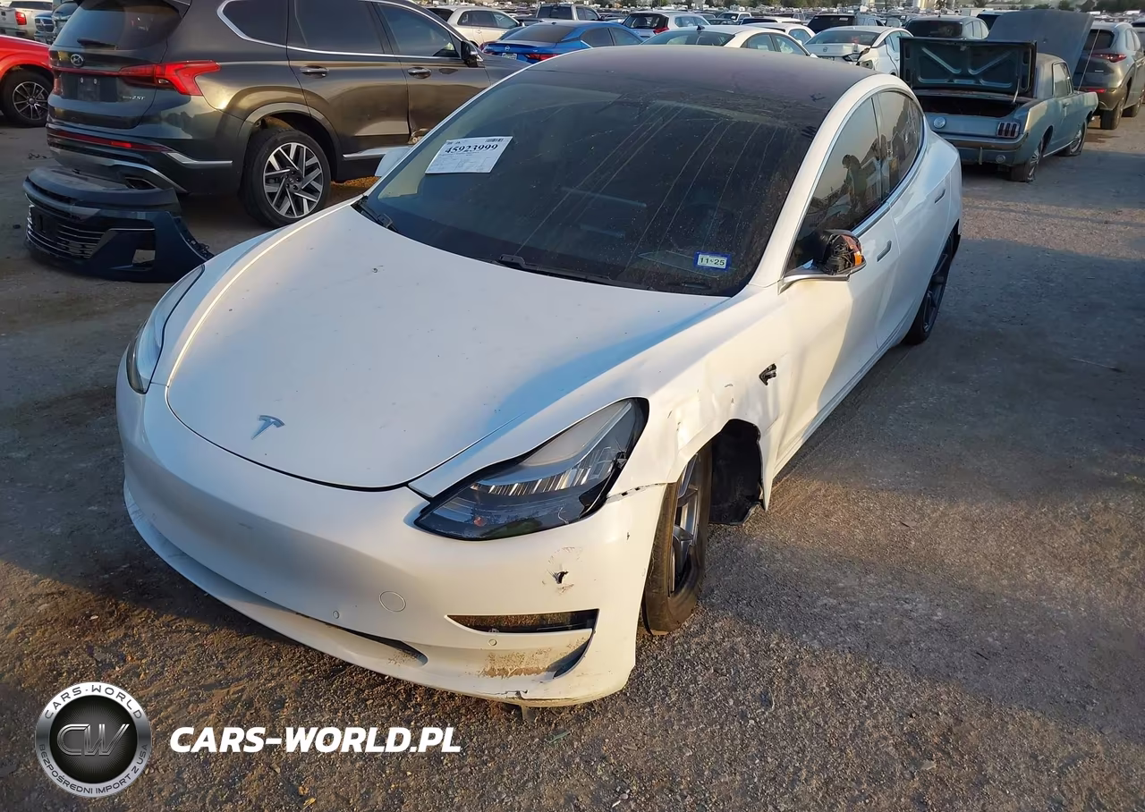 2018 Tesla Model 3 Long Range-Mid Range VIN:5YJ3E1EA8JF035345 - 2