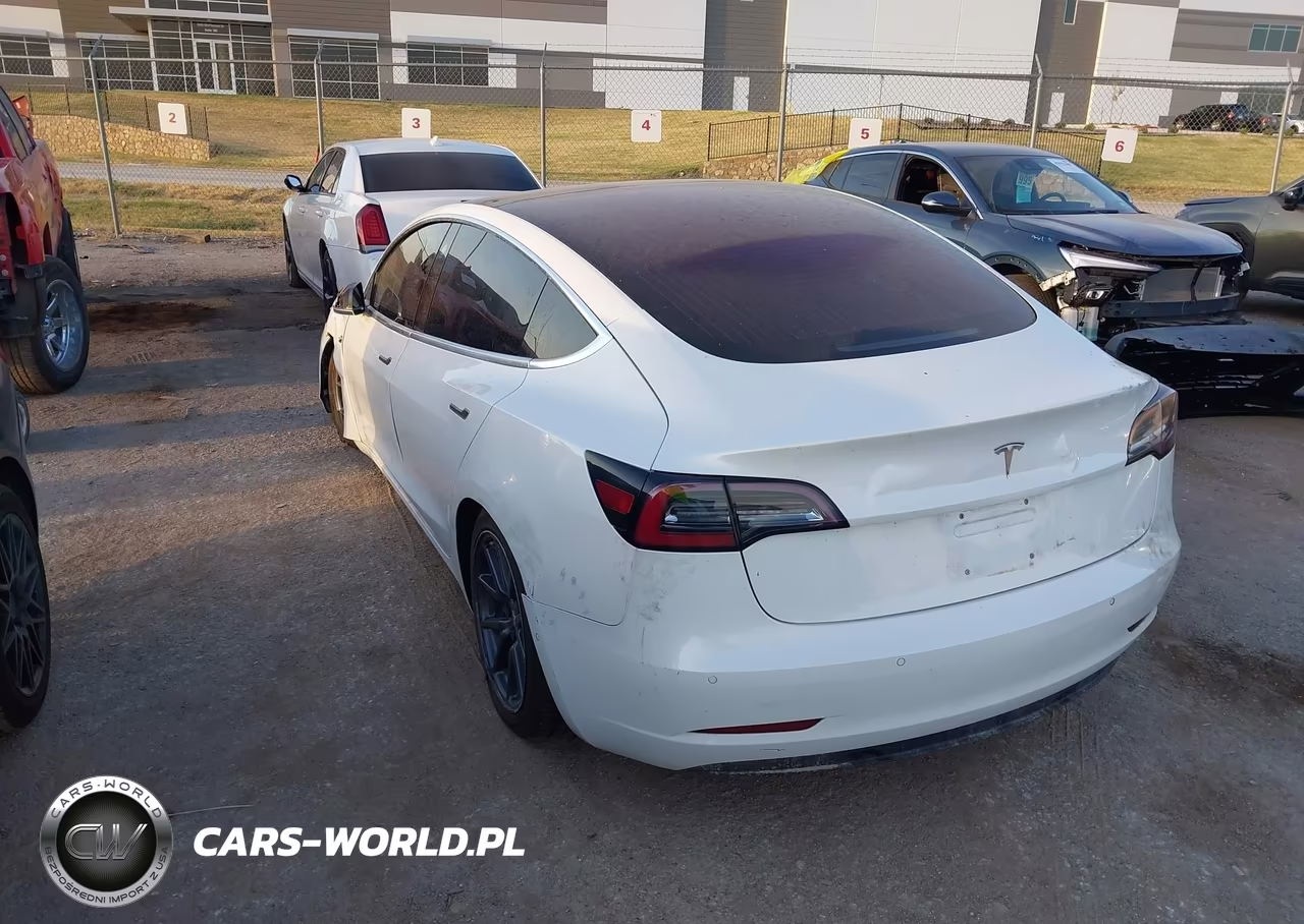 2018 Tesla Model 3 Long Range-Mid Range VIN:5YJ3E1EA8JF035345 - 3