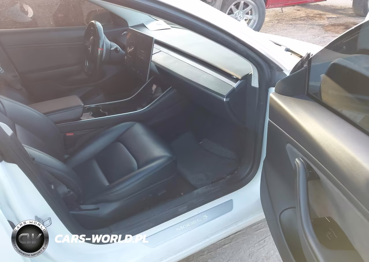 2018 Tesla Model 3 Long Range-Mid Range VIN:5YJ3E1EA8JF035345 - 5