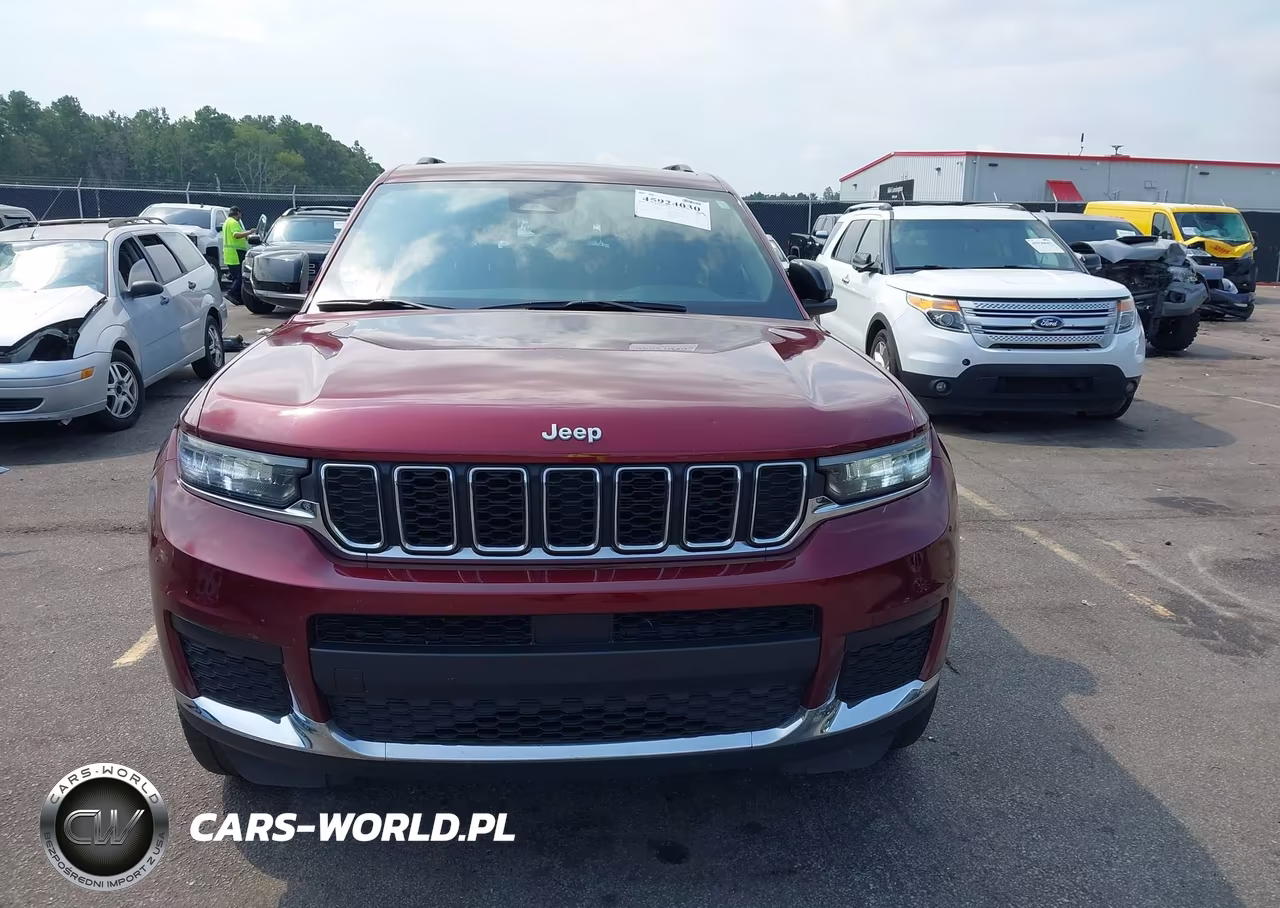2024 Jeep Grand Cherokee L Laredo 4X2 VIN:1C4RJJAG3R8621351 - 12