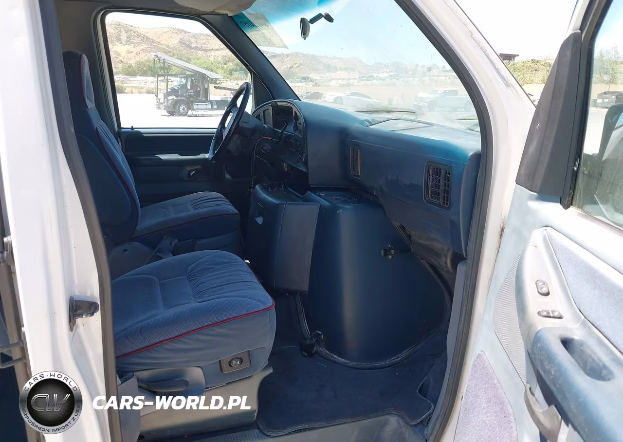 1992 Ford Econoline E150 VIN:1FMEE11H3NHB07078 - 5