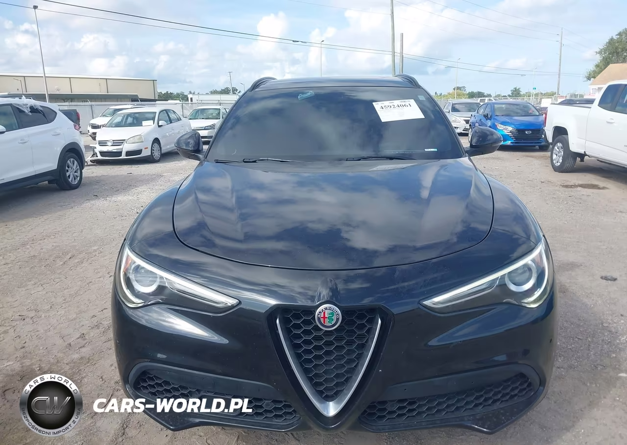 2018 Alfa Romeo Stelvio Ti Sport Awd VIN:ZASFAKNN0J7B99218 - 13