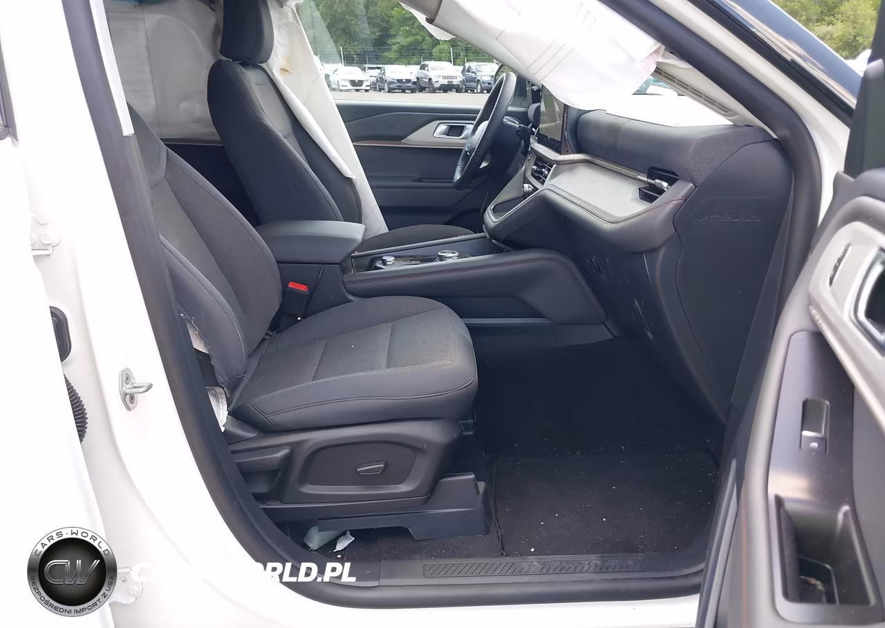 2025 Ford Explorer Active VIN:1FMUK8DH1SGB67404 - 5