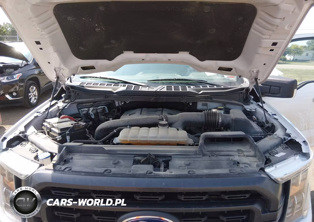 2023 Ford F-150 Xlt VIN:1FTFW1E80PFC20758 - 10
