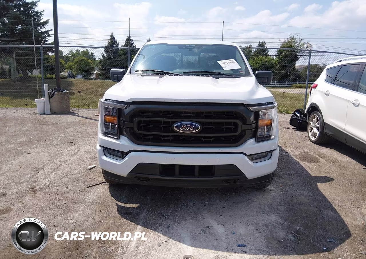 2023 Ford F-150 Xlt VIN:1FTFW1E80PFC20758 - 12