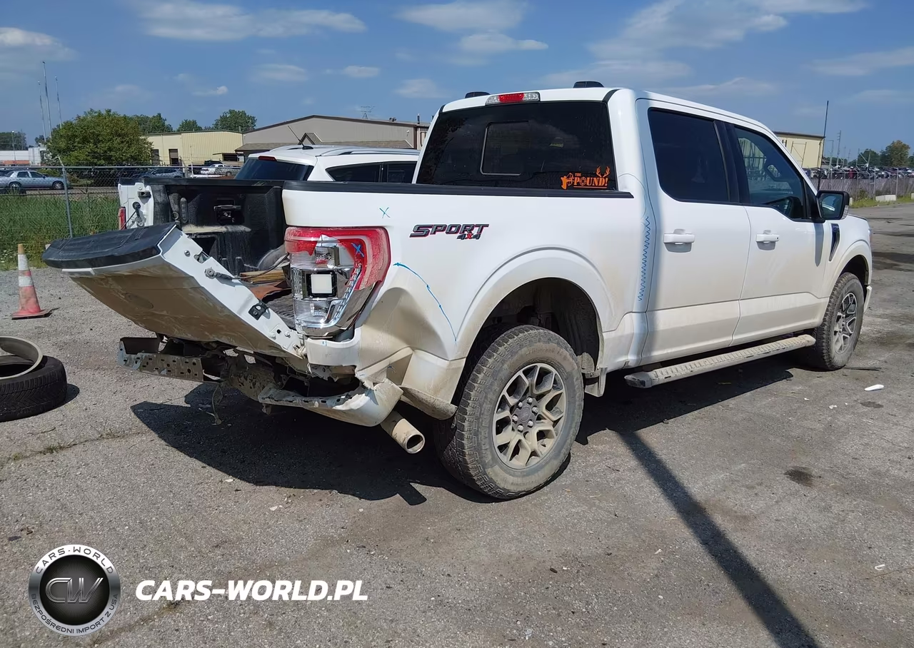2023 Ford F-150 Xlt VIN:1FTFW1E80PFC20758 - 4