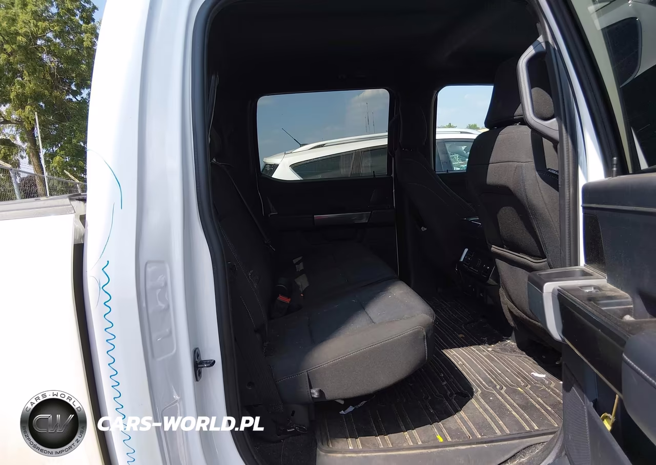 2023 Ford F-150 Xlt VIN:1FTFW1E80PFC20758 - 8