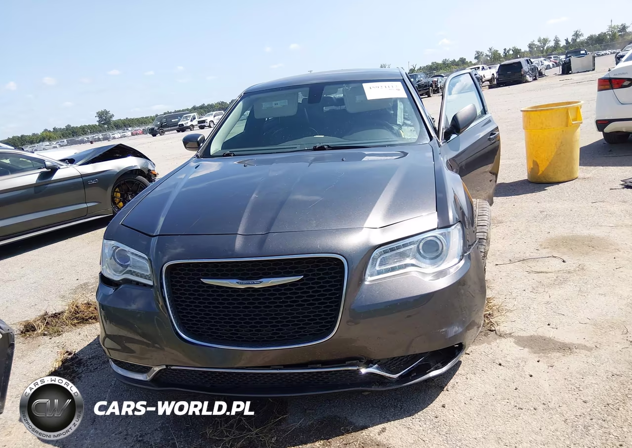 2016 Chrysler 300 Limited VIN:2C3CCAAG9GH313841 - 12