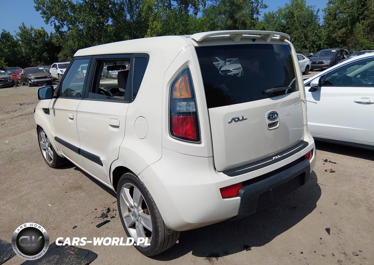 2010 Kia Soul ! VIN:KNDJT2A23A7177707 - 3