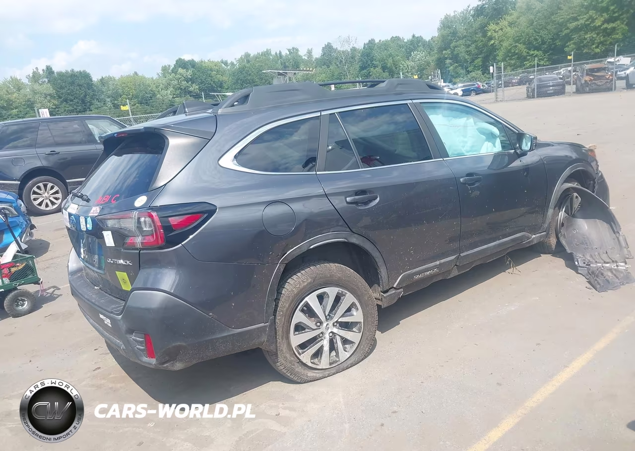 2020 Subaru Outback Premium VIN:4S4BTACC1L3110291 - 4