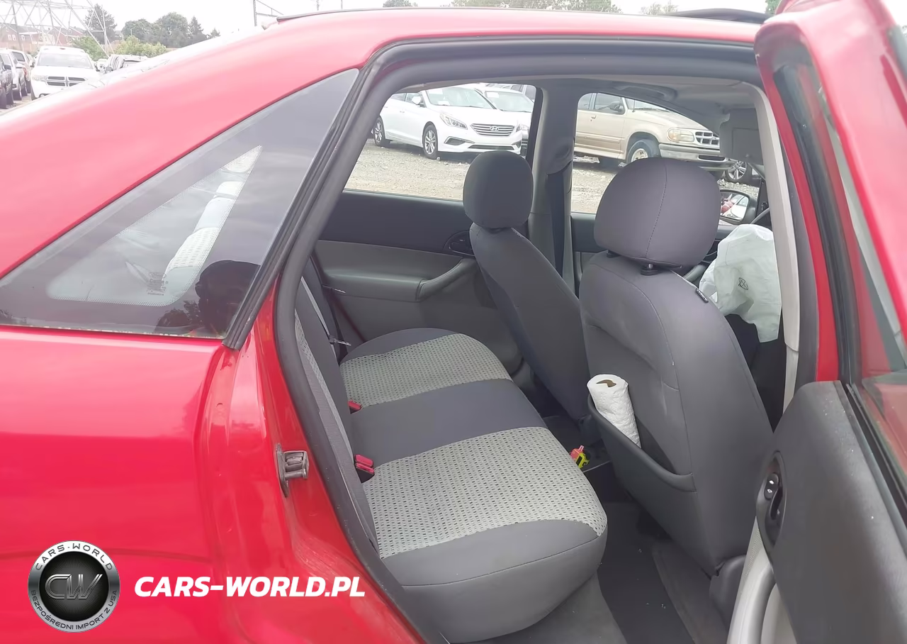 2007 Ford Focus S-Se-Ses VIN:1FAHP34NX7W275880 - 8