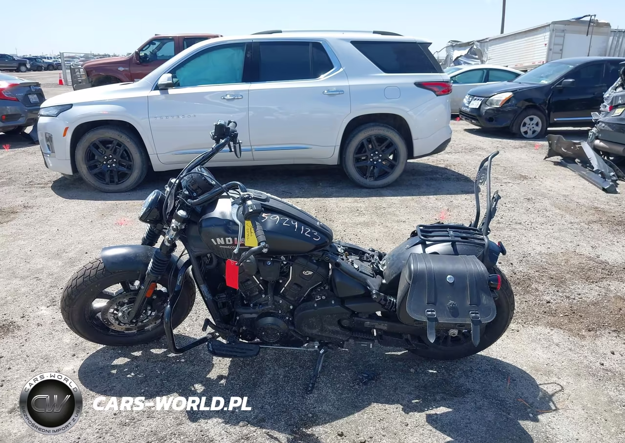 2025 Indian Motorcycle Co. Scout Bobber Limited VIN:56KSBC762S3026397 - 13