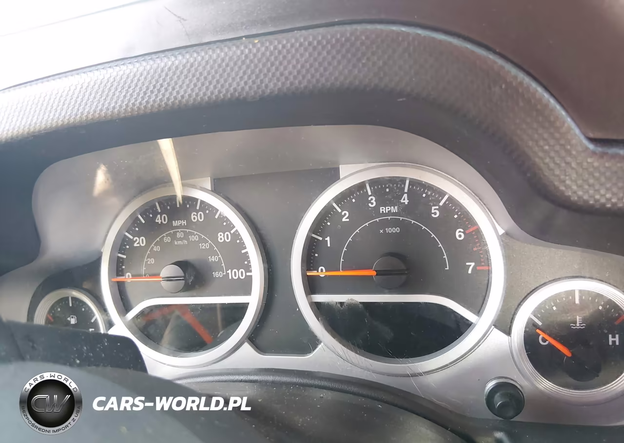 2009 Jeep Wrangler Unlimited Rubicon VIN:1J8GA69169L709983 - 7